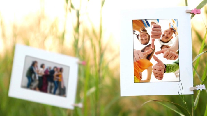 پیش‌نمایش قالب قالب اسلایدشو خاطرات دوستانه